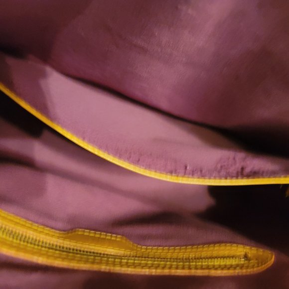 LOUIS VUITTON YELLOW EPI PURSE AND WALLET - Picture 8 of 12